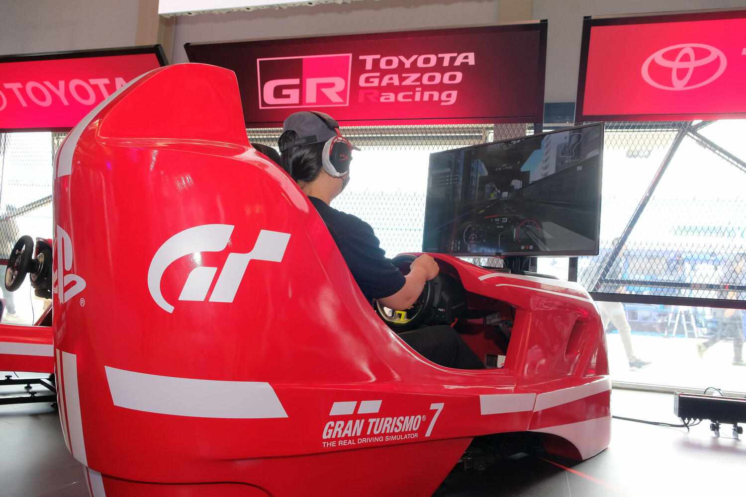 WirForce 2022冠名贊助商TOYOTA攤位推出《跑車浪漫旅7 》模擬賽車體驗活動 圖：主辦單位/提供