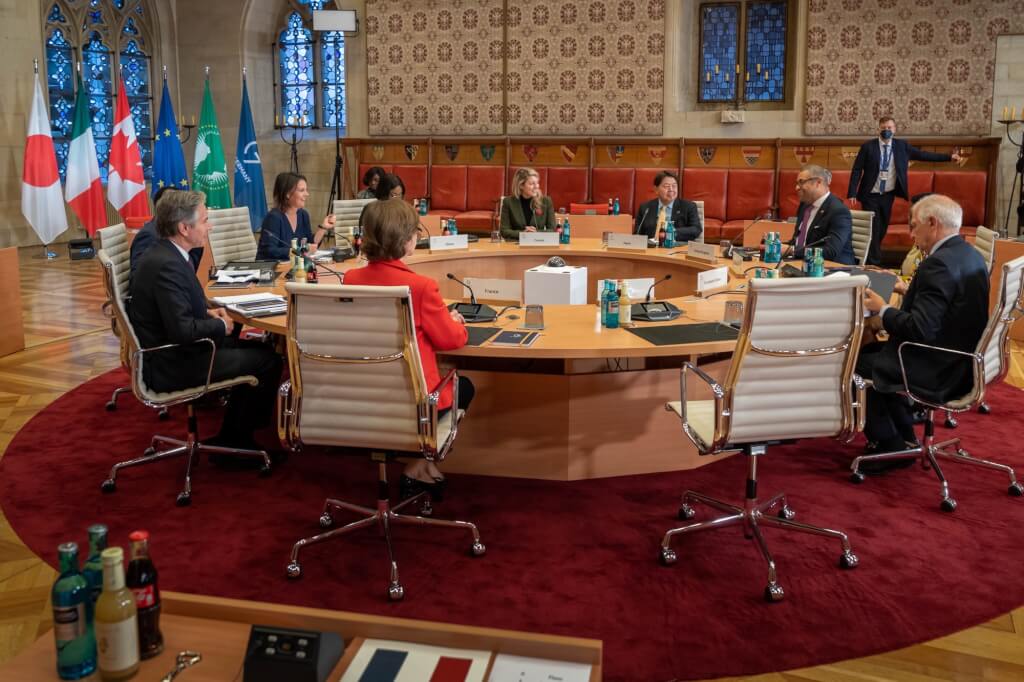 7大工業國集團（G7）4日發表聯合聲明提到，強烈反對單方面以武力脅迫手段改變現狀。   圖：翻攝布林肯推特