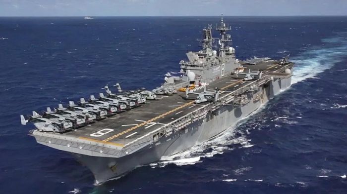 美國海軍「馬金島號(LHD-8)」兩棲突擊艦。 圖:翻攝US NAVY 美國海軍「馬金島號(LHD-8)」兩棲突擊艦。 圖:翻攝US NAVY
