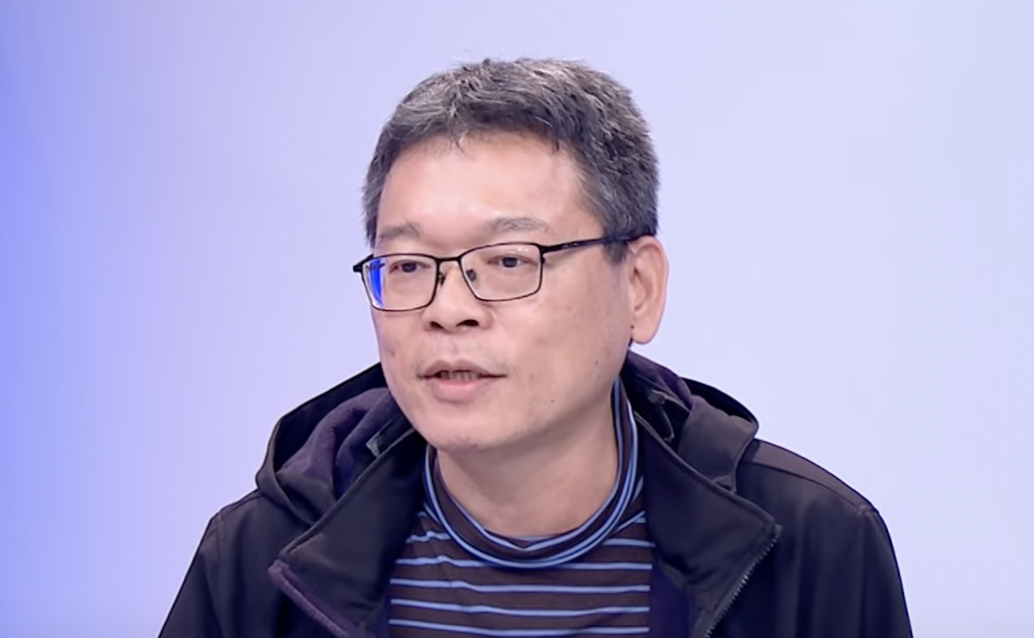 政治評論員張益贍。   圖：擷取自「鄭知道了」youtube頻道（資料照）。