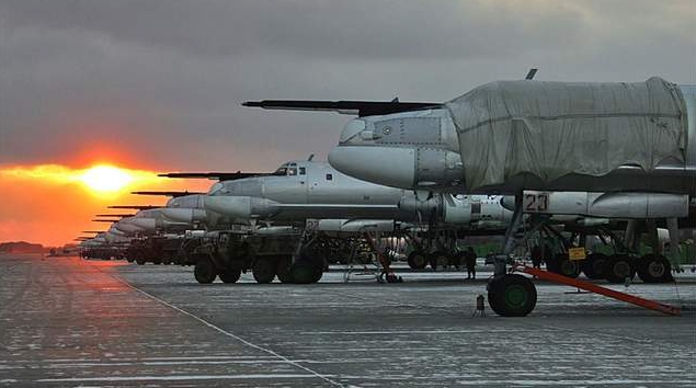 在俄國境內的3座空軍基地,遭到烏軍無人機的偷襲,多架俄軍戰機受損。(示意圖) 圖 : 翻攝自俄國國防部 在俄國境內的3座空軍基地,遭到烏軍無人機的偷襲,多架俄軍戰機受損。(示意圖) 圖 : 翻攝自俄國國防部
