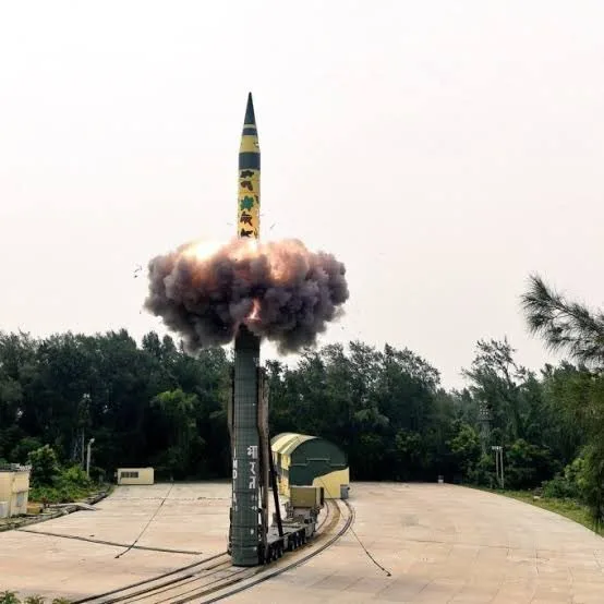 印度15日試射「烈火-5」彈道飛彈。   圖:翻攝自推特@nitin_gadkari