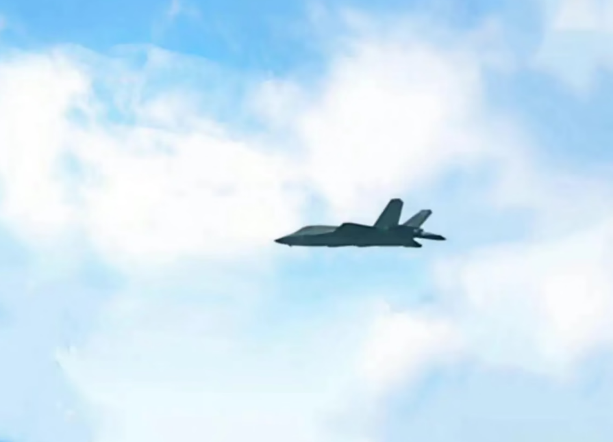 網友釋出中國戰鬥機殲-35的試飛照片，機頭的空速管似乎已經消失。   圖:翻攝自《騰迅新聞》雷姐的機械空間