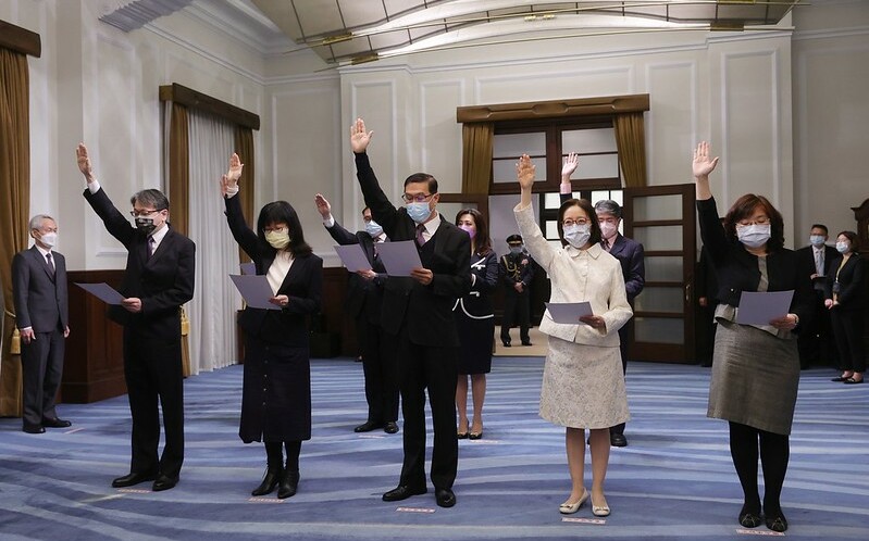 新任駐外大使宣誓 外交部發言人歐江安出任駐紐西蘭大使 | 政治 | Ne