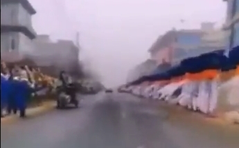 (Video) Crying all the way! It’s so tragic that Sichuan netizens return home during the Spring Festival and see funerals are being held along the road | China