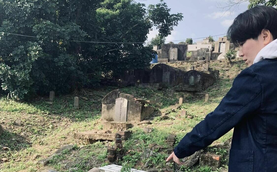 白色恐怖受難者墓區文化景觀遭到破壞  許家蓓怒斥：蔣萬安管理失職 | 政