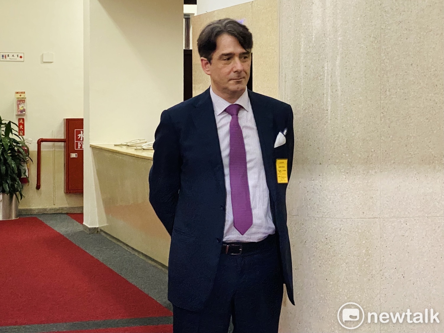 民眾黨立委吳欣盈丈夫雷諾。 圖:周煊惠 / 攝