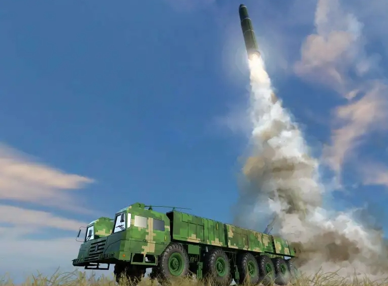  解放軍正在積極研發東風-27高超音速導彈，號稱目前美方的防禦系統無法攔住。 圖 : 翻攝自facebook.qiqi.com 