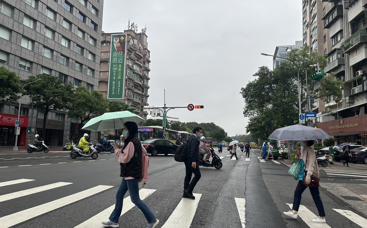 ¡El sistema de nube pasó!La baja temperatura de 19 grados en Beitai