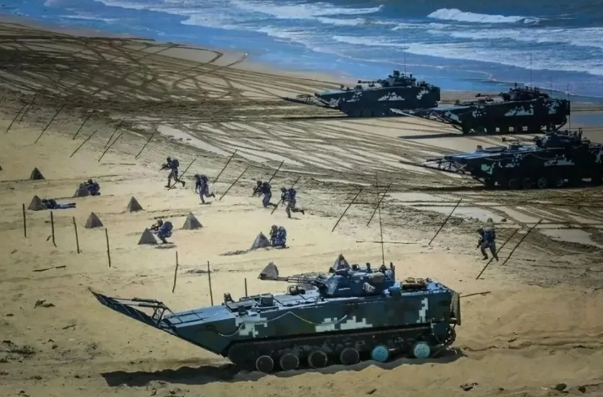 多位受訪軍方人士認為，中共當前軍隊後勤與醫療能力難以支撐大規模軍事行動。 圖 : 翻攝自蔡孟軒.TW（資料照）。 