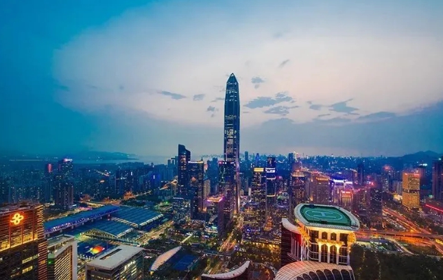  深圳市看起來繁華，但深圳市官方公布數據顯示，2024年第1季新增登記失業人數逾4萬人，創下歷史新高。 圖 : 翻攝自微博 