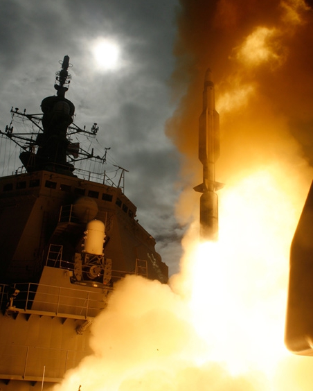 日本宙斯盾艦成功試射標準-3防空導彈。 圖 : 翻攝自新浪軍事 日本宙斯盾艦成功試射標準-3防空導彈。 圖 : 翻攝自新浪軍事