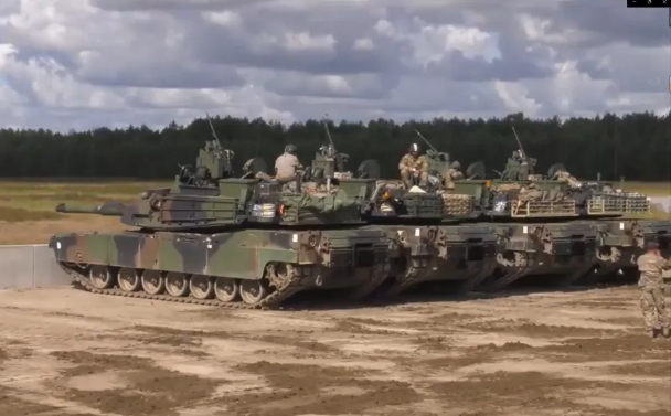  美軍的 M1A2 主戰坦克。(示意圖) 圖 : 翻攝自畢殿龍 