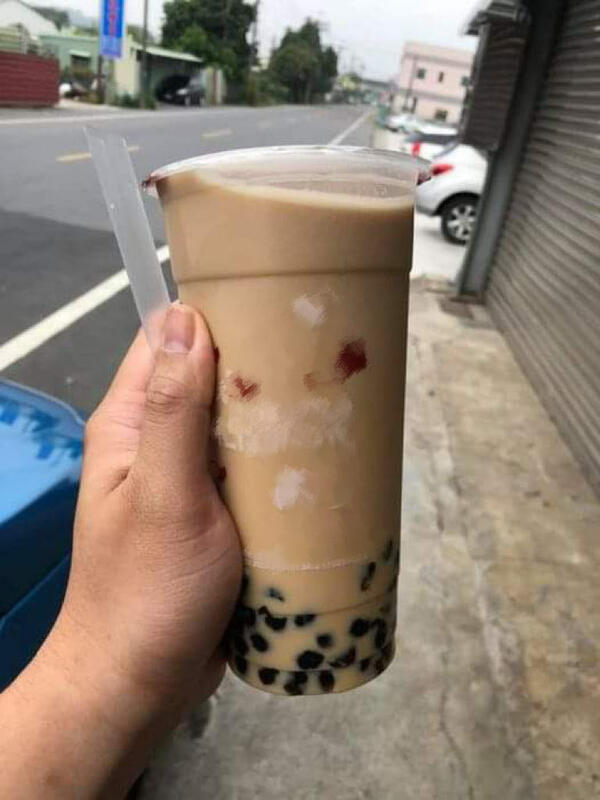 沈伯洋喝高雄珍奶喊太甜!名醫加入戰局:真正關鍵是這4件事
