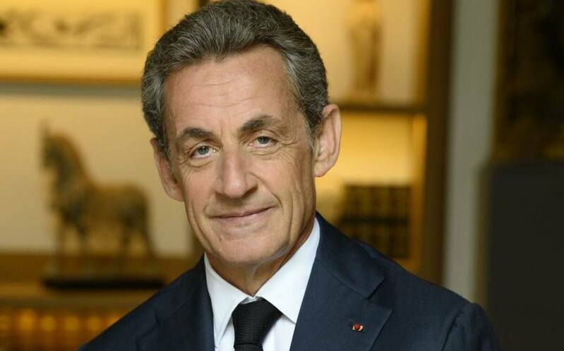 (影) 幫格達費報仇? 薩科奇獄中驚傳遭霸凌 半夜光照「不准睡」 3人遭拘留