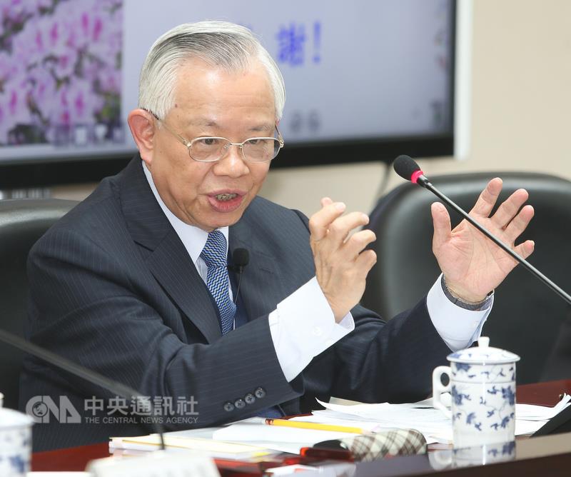 央行總裁彭淮南表示，台灣通膨率雖低，但民眾購買力高，物價低並非影響薪資成長的主要因素。   圖：中央社資料照片