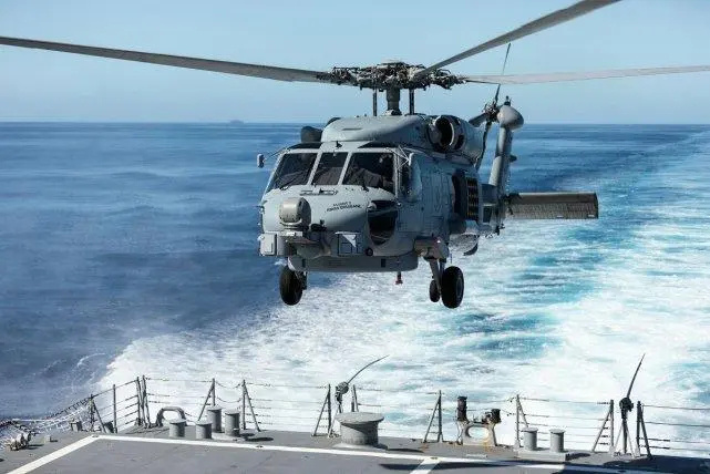  MH-60R「海鷹」(Seahawk)直升機。 圖：翻攝「微博」@牧星观海天 