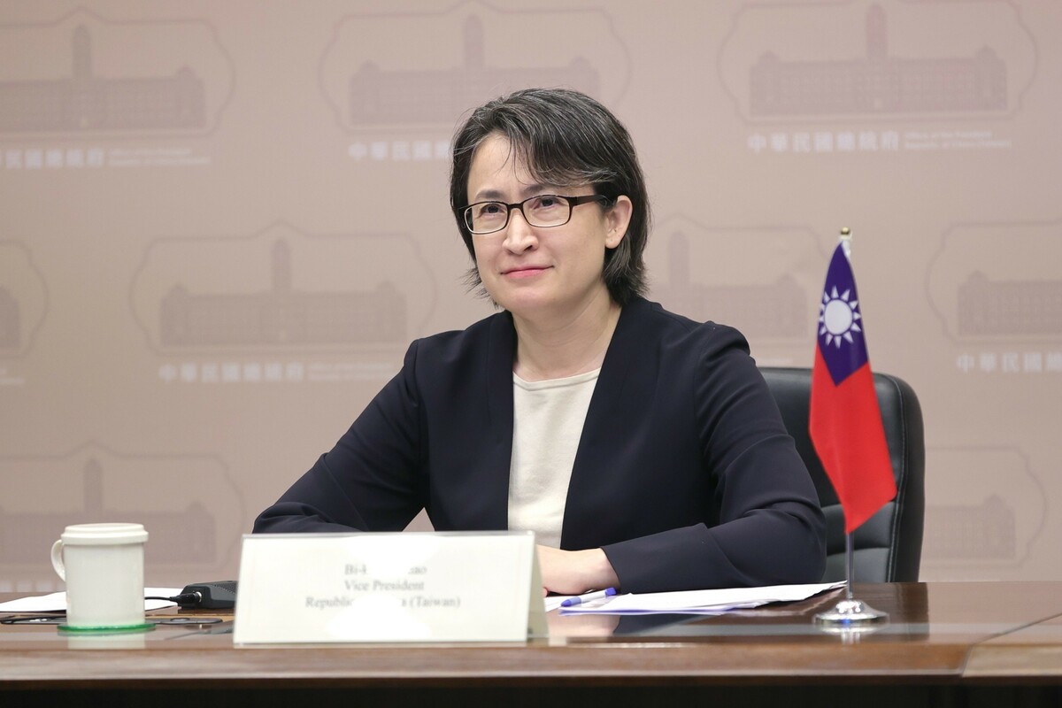  副總統蕭美琴應英國智庫邀請發表視訊演說，並與現場觀眾及媒體進行問答交流。 圖：總統府提供 