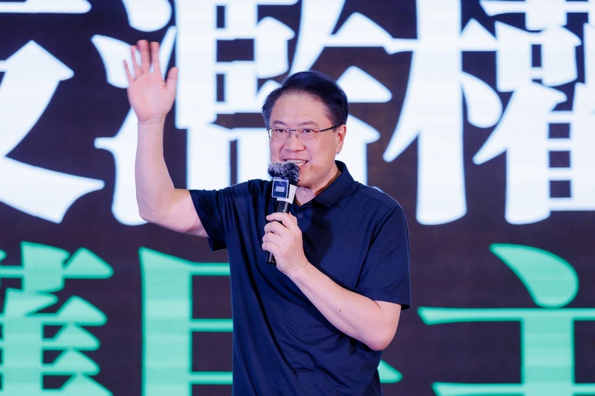  民進黨秘書長林右昌赴中壢出席民進黨「反濫權 護民主」宣講活動。 圖：民進黨提供 