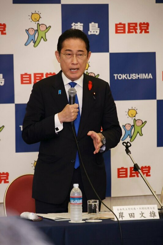回顧 2023 年 10 月 27 日中國前總理李克強逝世時，時任日本首相岸田文雄（Fumio Kishida）同樣在第一時間致上唁電。 圖：翻攝自岸田文雄臉書 