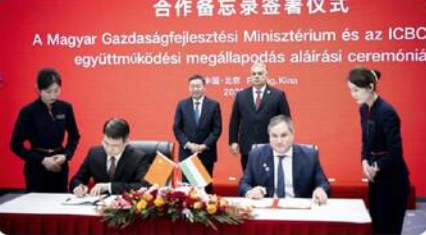  匈牙利總理奧班(又譯歐爾班)向中國借貸10億歐元，還不公布貸款利息。雙方在北京簽約。 圖 : 翻攝自 X / Tompos Martan 