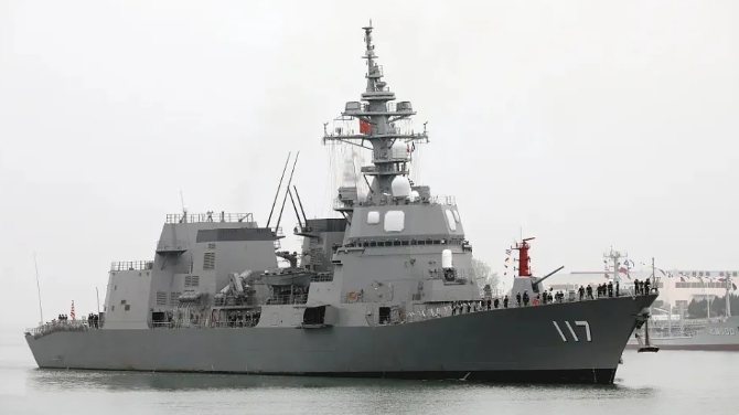  在去年7月闖入中國領海的日本艦艇涼月號。 圖 : 翻攝自觀察者網 