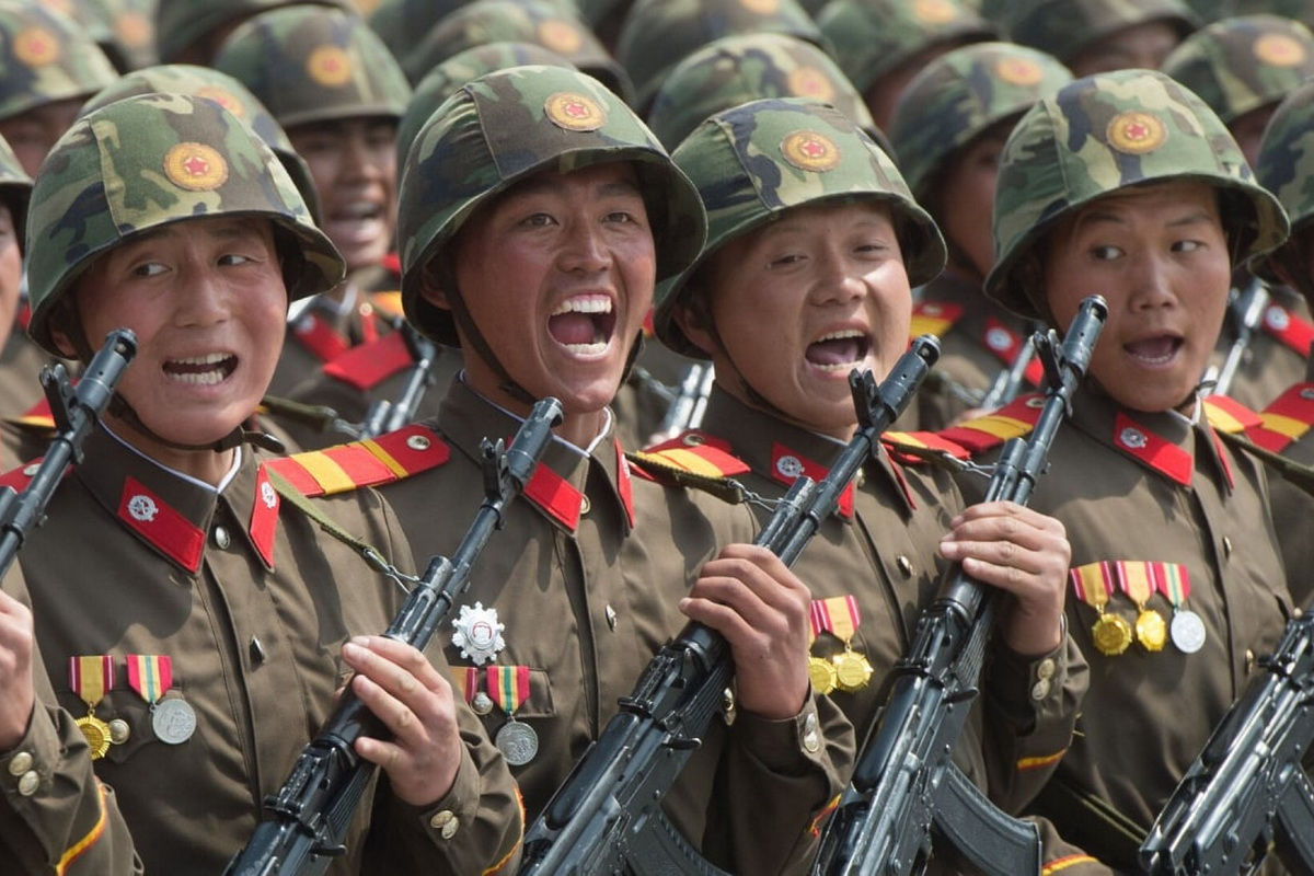  根據南韓情報，約有11,000名北韓軍人已部署至俄羅斯並有3,000人已抵達俄羅斯西部前線並開始訓練。 圖：翻攝自X / NEXTA 