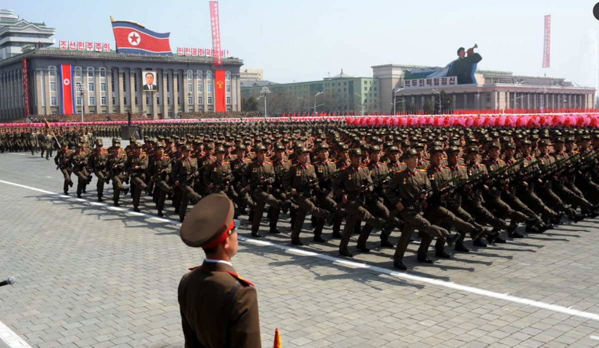 美國國務卿布林肯最近表示，大約 8 千名北韓軍事人員在庫爾斯克，準備前往邊境