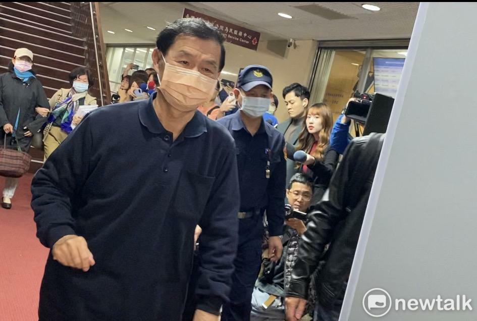 前台北市副市長彭振聲與前都發局總工程司邵琇珮已坦承犯行，並強調不會翻供；然而，前北捷董事長李文宗否認犯罪。(圖為彭振聲) 圖：周煊惠 / 攝（資料照片）