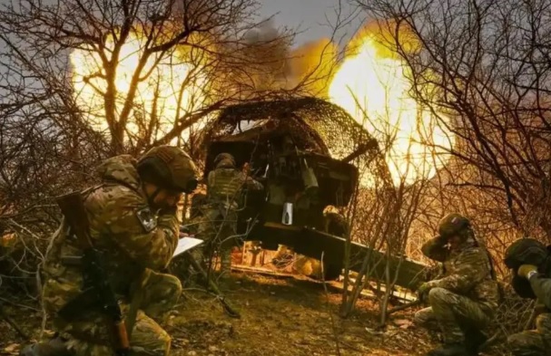 烏克蘭軍隊仍在奮勇抵抗俄軍。 圖：翻攝自 雷姐的機械空間 