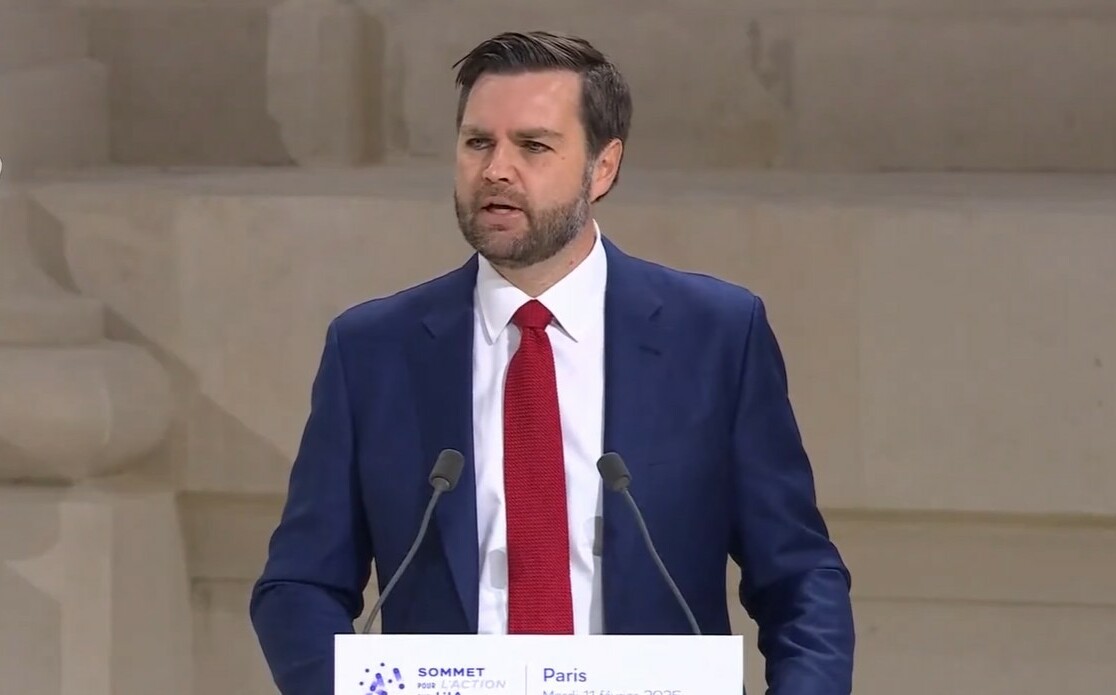 MAGA大會砲火四射 力挺范斯當總統成焦點