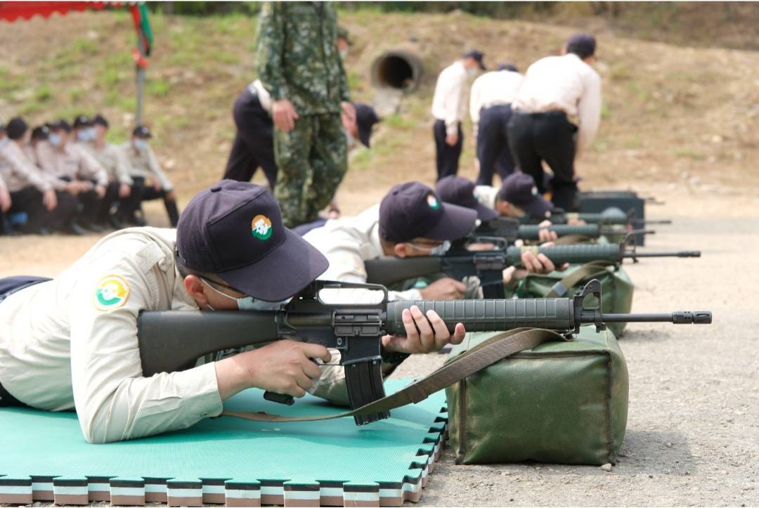 檢方指控這些退役軍官涉嫌協助中國統戰，透過邀請其他軍官赴中國接受招待，甚至試圖成立資金支持的組織。然而，法院以「證據不足」為由，認定無法確定資金來源及具體統戰行為，因此裁定無罪。(示意圖)   圖：役政署提供（示意圖）