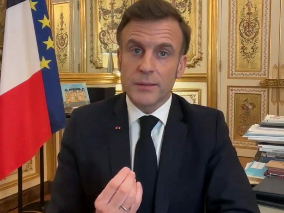 ▲馬克宏（Emmanuel Macron）與斯塔默都計劃前往華府，籲川普別排除烏克蘭在和平談判外。 圖：翻攝馬克宏直播 