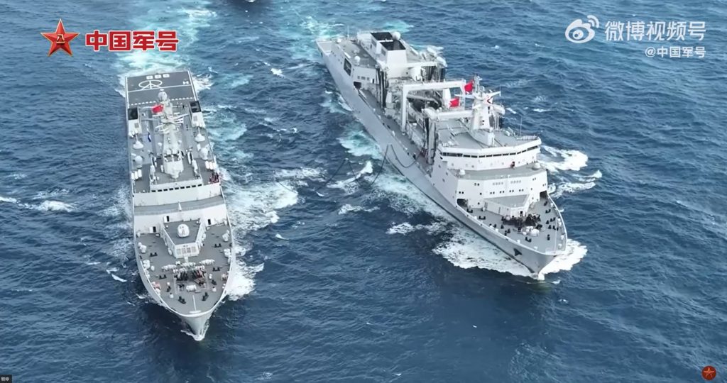  2月初，中國海軍一支由075型兩棲攻擊艦「海南艦」（31）領導的水面行動群（SAG），與三艘船塢登陸艦一起在南中國海活動。這些軍艦搭載了登陸部隊的部分兵力，以執行遠征作戰任務。 圖 X@AlexLuck9 