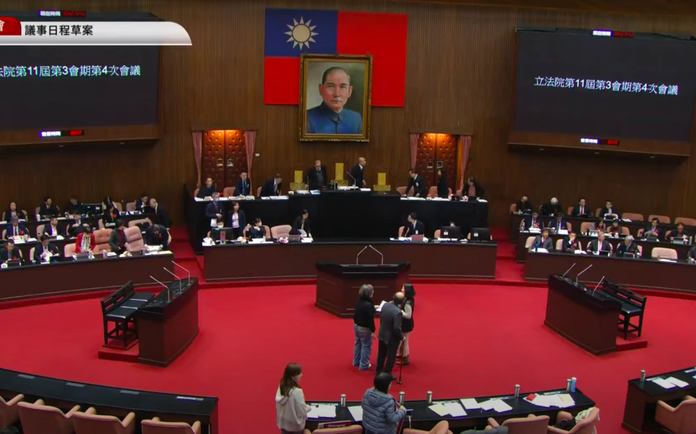 藍白決議2028中火無煤  經濟部：影響電力供應  衝擊高科技進駐台中意願
