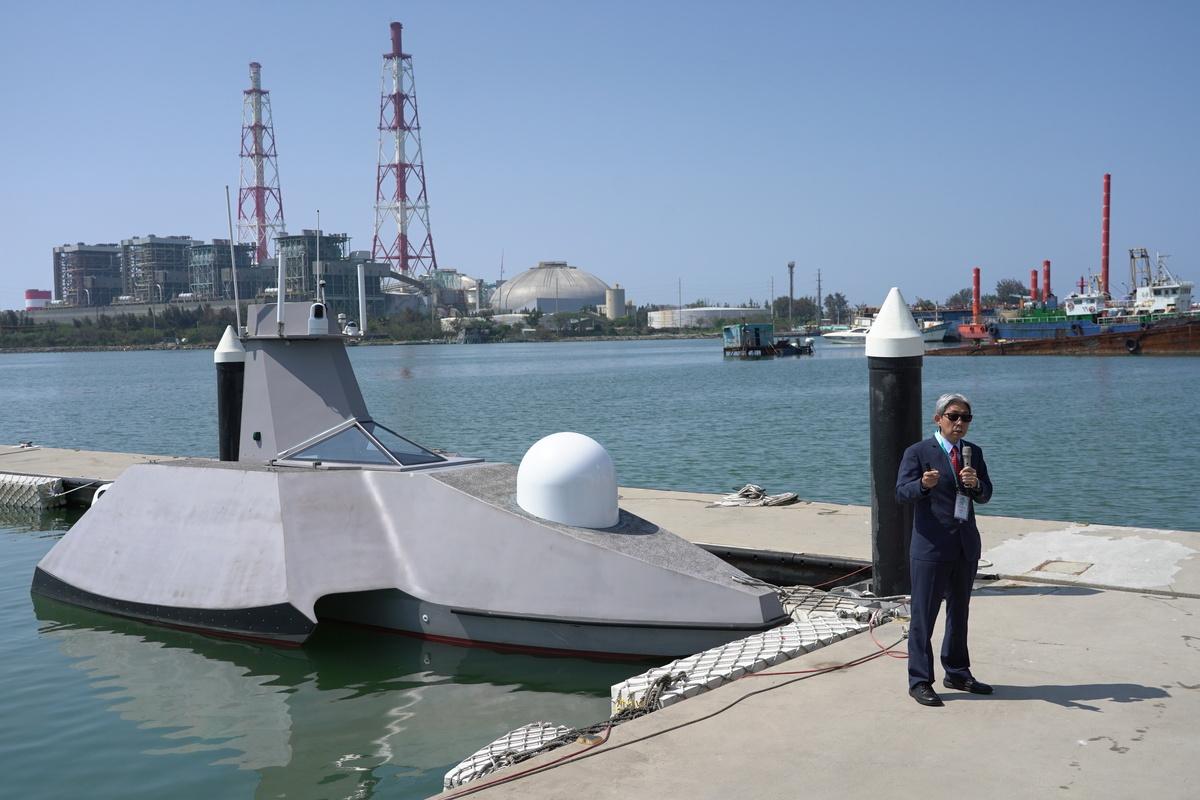  台船公司自主研發的軍用級無人船（USV）「奮進魔鬼魚號」。 圖：台船公司/提供 