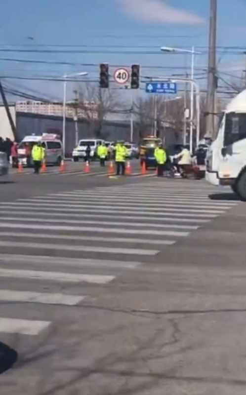 北京市順義區 3 月 18 日上午 11 時發生報復社會事件。 北京市順義區 3 月 18 日上午 11 時發生報復社會事件。