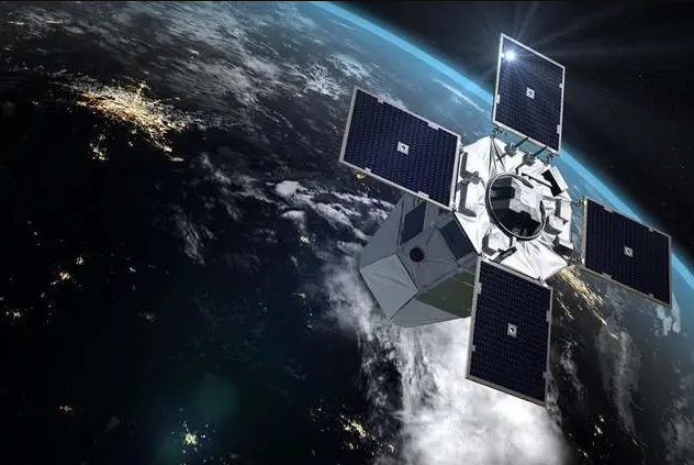 偵察衛星是遠程精確打擊能力不可或缺的一部分。 偵察衛星是遠程精確打擊能力不可或缺的一部分。