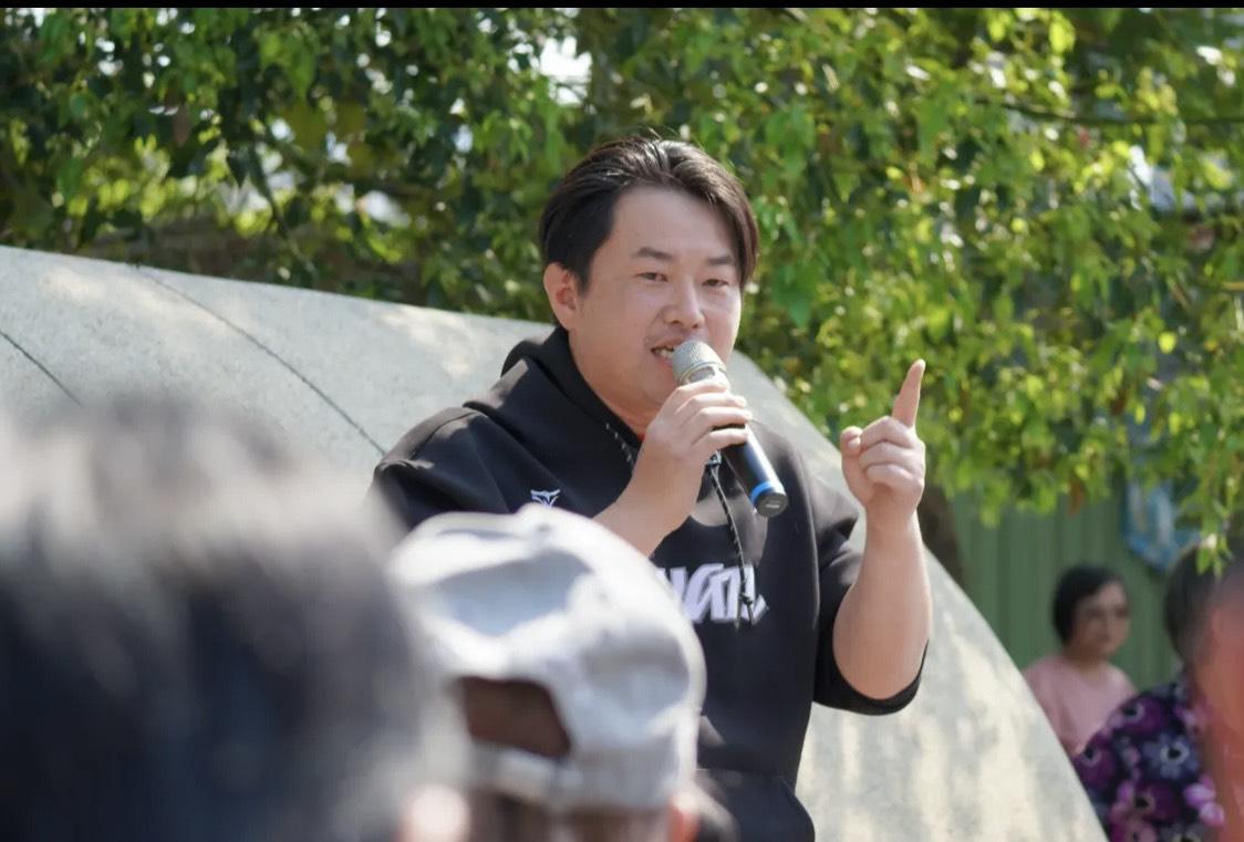 陳柏惟直言，謝龍介粗口不但不是甚麼提醒話語，而是詛咒。   圖/陳柏惟辦公室