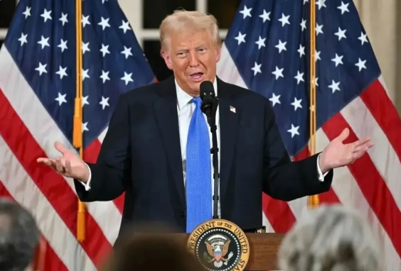 川普政府上月宣布對全球多國徵收新一輪所謂「互惠關稅」，但後來暫時擱置，包括對越南、柬埔寨等地的進口商品徵收高關稅，這些國家原是企業撤出中國的首選替代。   圖：翻攝自長安街知事