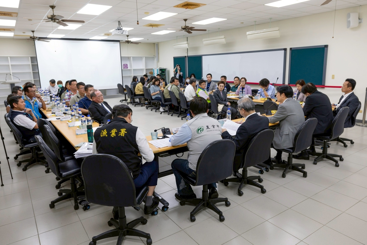 賴清德赴嘉義「與養殖產業業者座談」。   圖：總統府提供