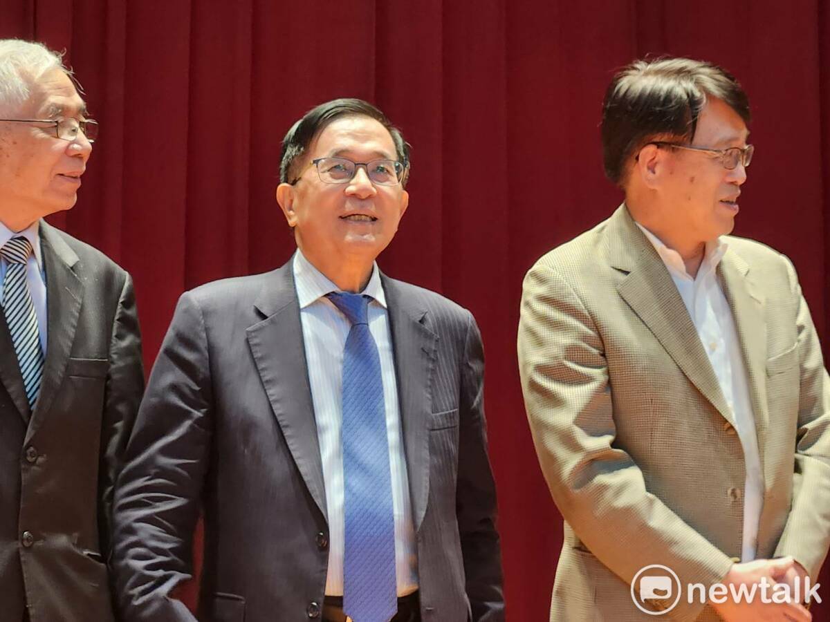 前總統陳水扁於黃信介先生紀念講座發表演說。   圖：黃建豪/攝