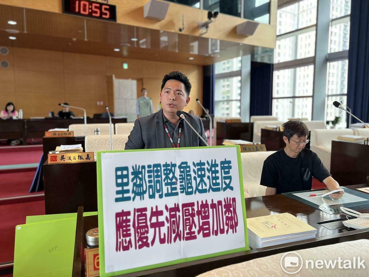 蔡耀頡建議應調高建設里鄰經費。   圖：唐復年/攝