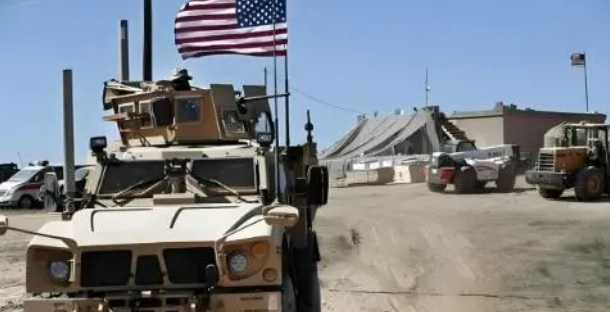 有軍事專家分析認為,如果美軍降低對敘利亞的駐軍規模,將可能加大以色列、庫德武裝等盟友面對伊朗、土耳其或伊斯蘭國( ISIS )的壓力。 有軍事專家分析認為,如果美軍降低對敘利亞的駐軍規模,將可能加大以色列、庫德武裝等盟友面對伊朗、土耳其或伊斯蘭國( ISIS )的壓力。
