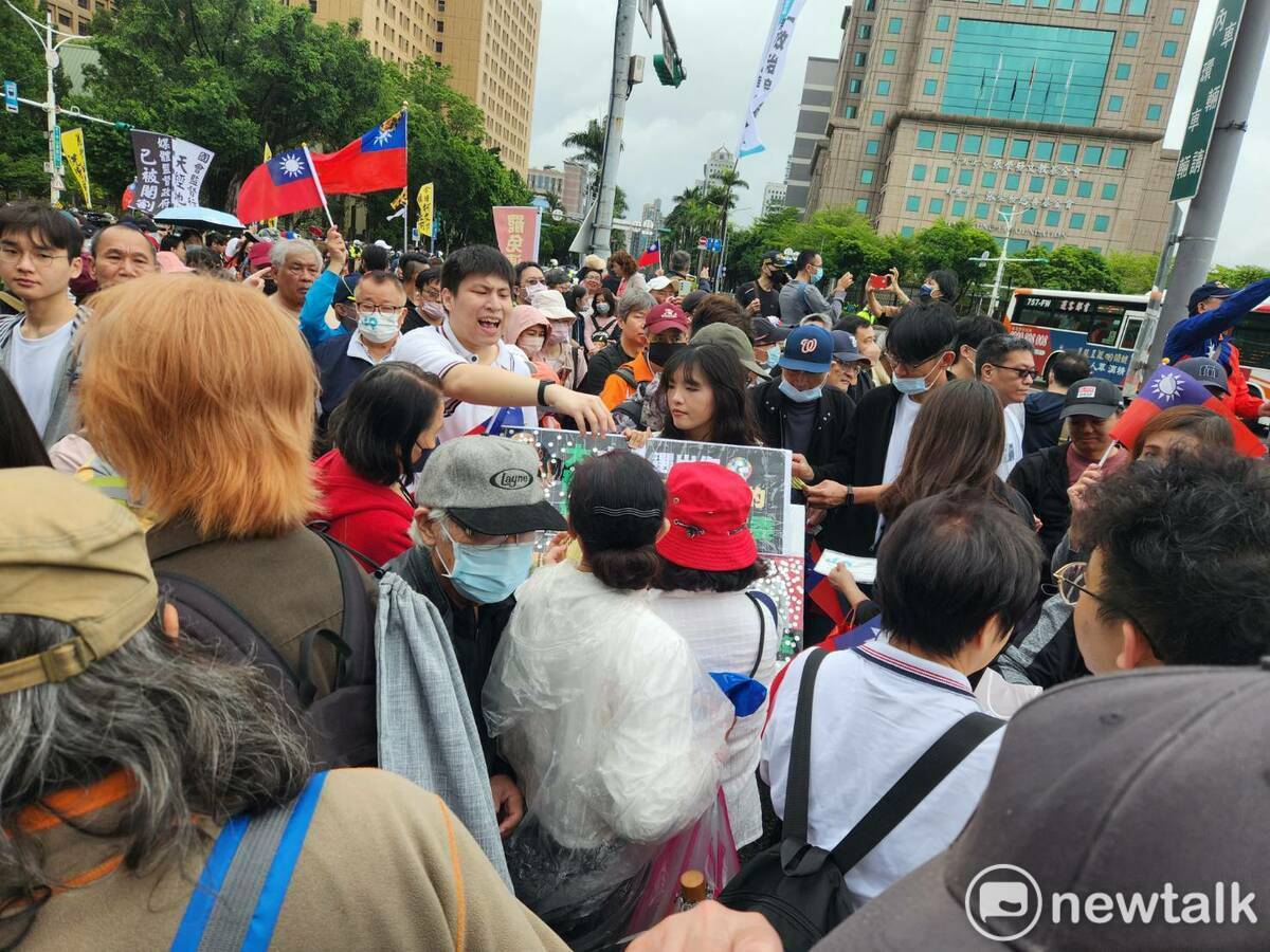 國民黨凱道造勢下午登場。   圖：黃建豪/攝