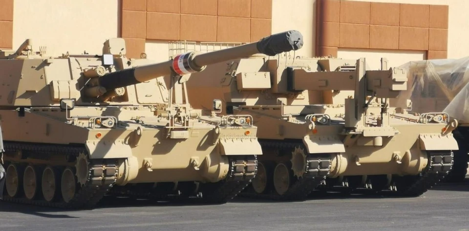  K9A1 EGY自行榴彈炮和K10 EGY彈藥補給車。 圖：翻攝自騰訊新聞 零度大V 
