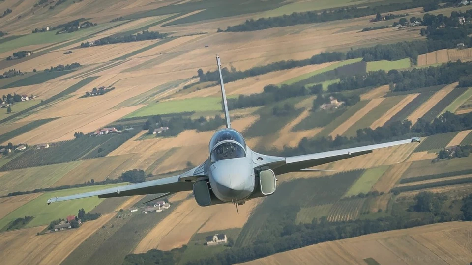  波蘭空軍的FA-50輕型戰鬥機。 圖：翻攝自騰訊新聞 零度大V 
