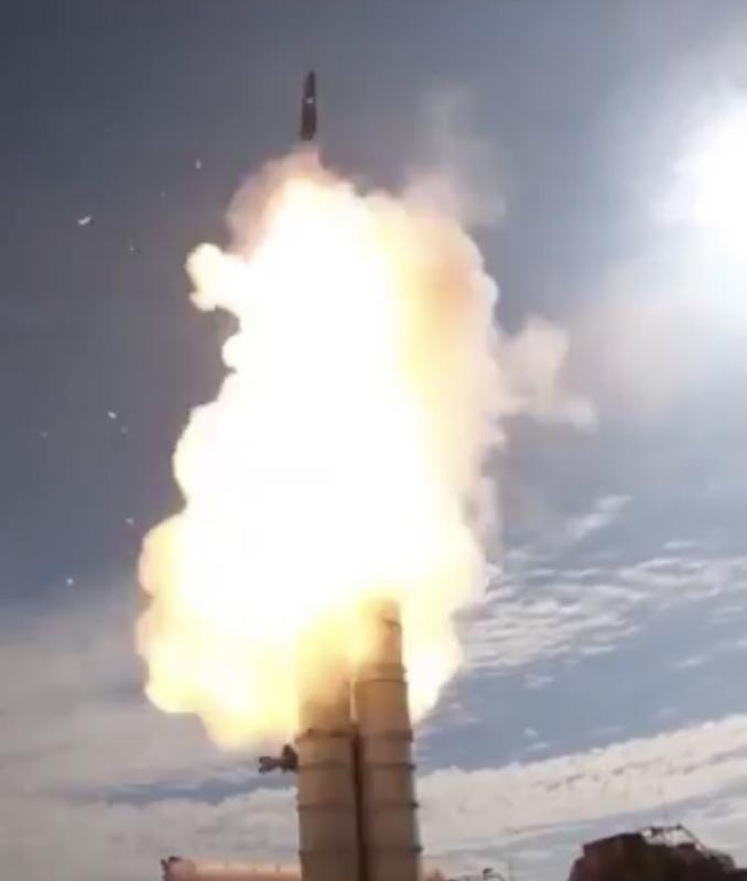  S-400 飛彈雷達系統。 圖：翻攝自 X 