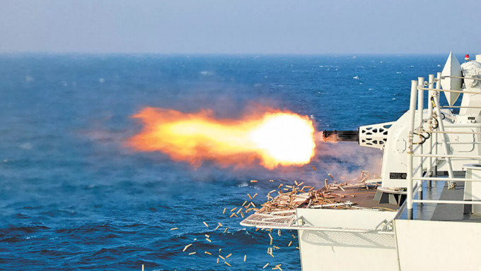 中國解放軍海軍在黃海實施實彈射擊。 圖：翻攝陸網/環球網（資料畫面）
