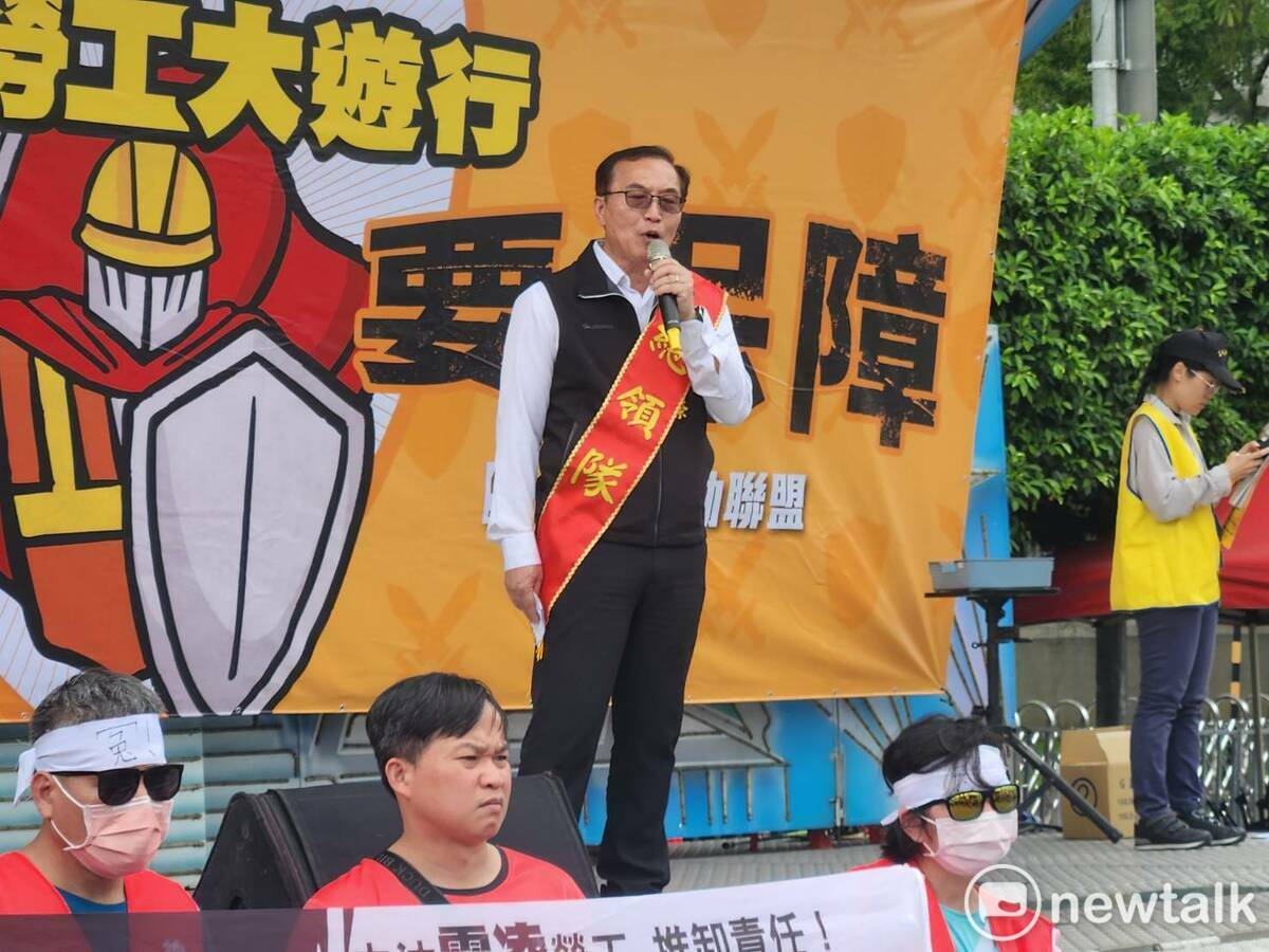 五一行動聯盟總領隊戴國榮。   圖：黃建豪/攝